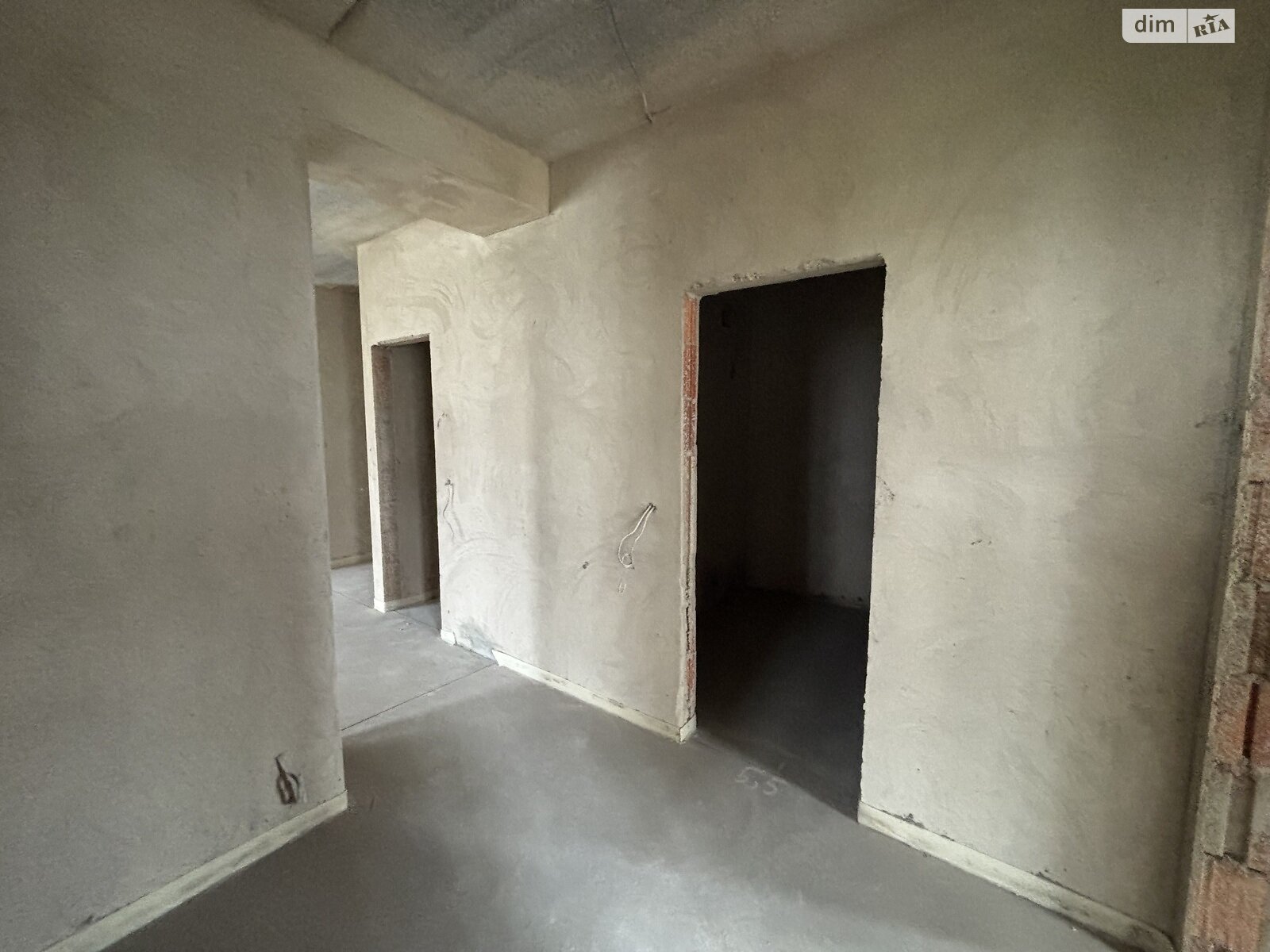 Продаж трикімнатної квартири в Минаї, на вул. Августина Волошина 22, кв. 305, фото 1