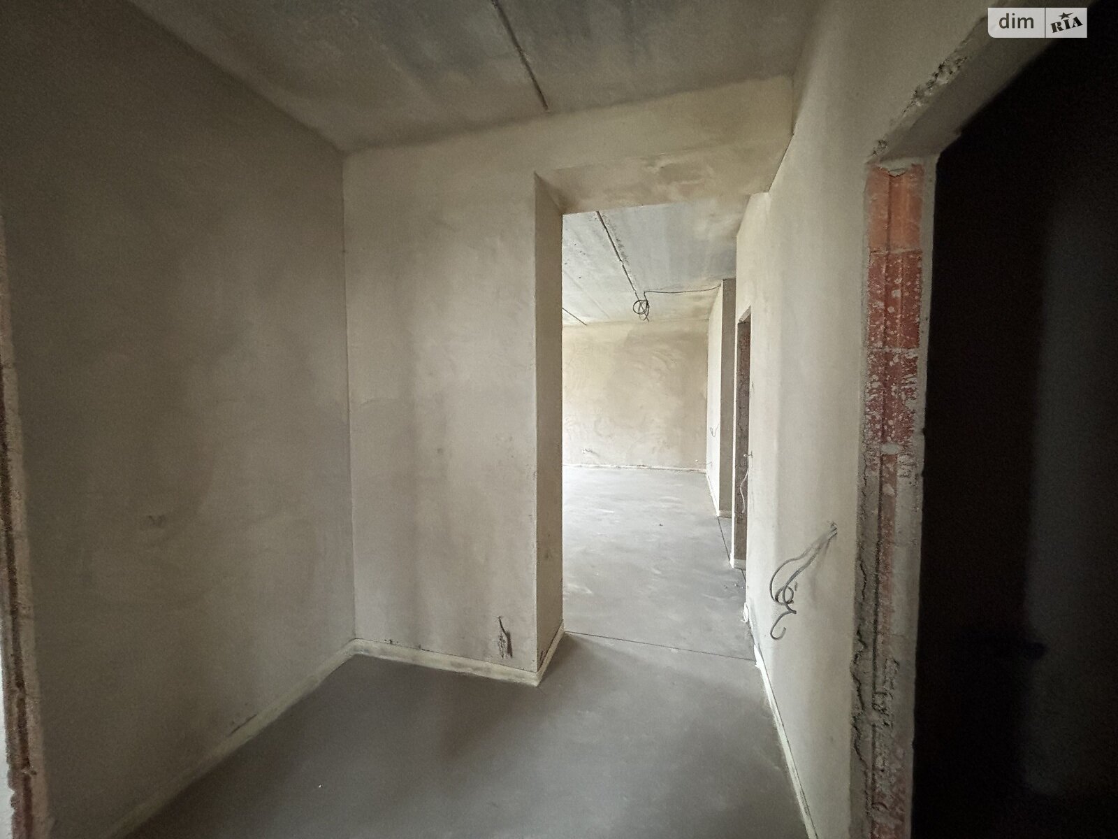 Продаж трикімнатної квартири в Минаї, на вул. Августина Волошина 22, кв. 305, фото 1