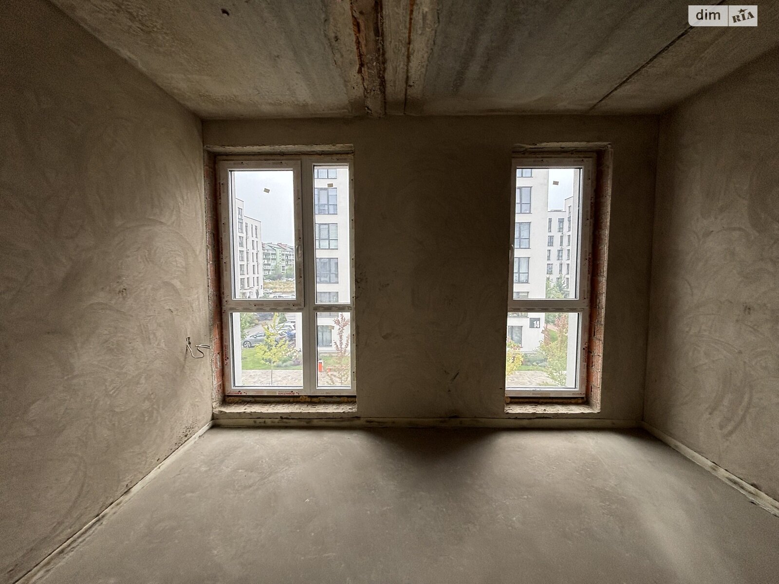 Продаж трикімнатної квартири в Минаї, на вул. Августина Волошина 22, кв. 305, фото 1