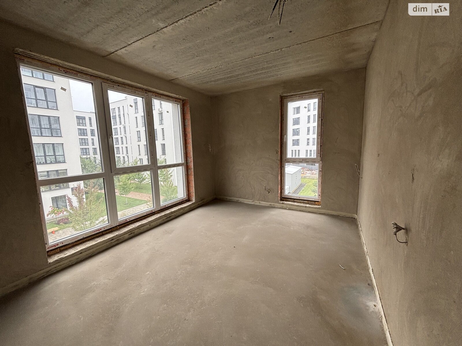 Продаж трикімнатної квартири в Минаї, на вул. Августина Волошина 22, кв. 305, фото 1