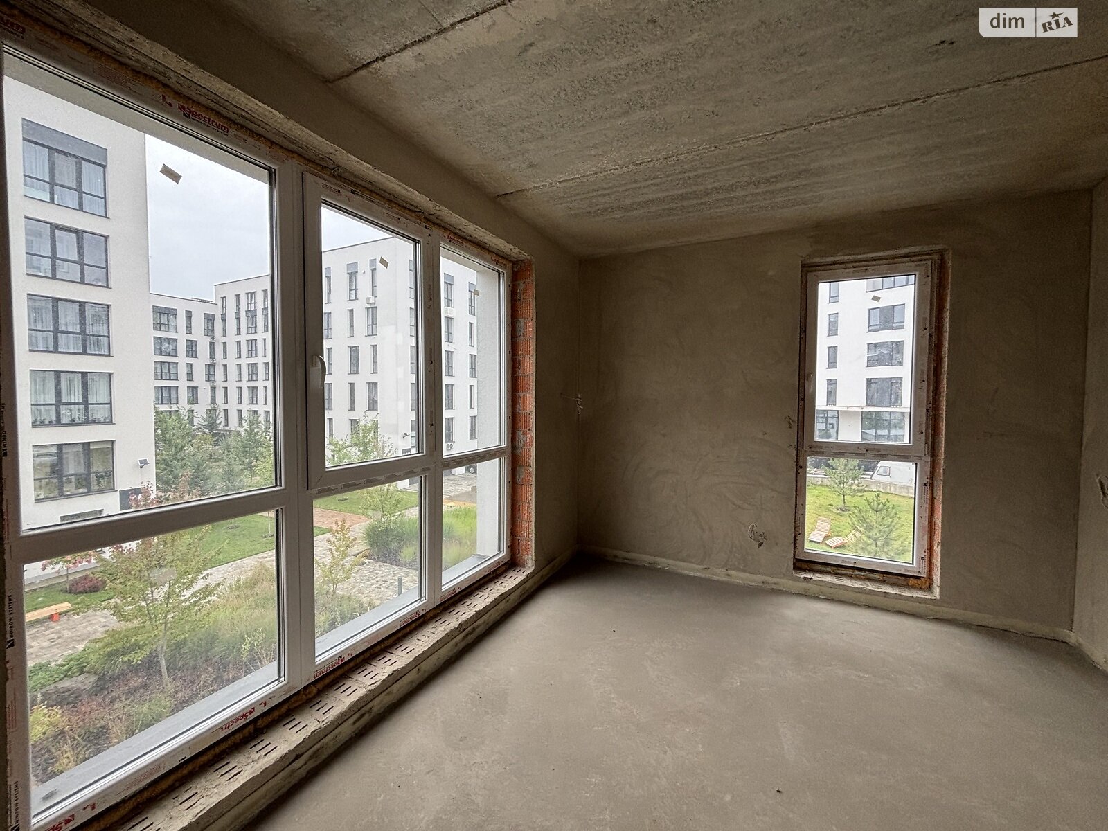 Продаж трикімнатної квартири в Минаї, на вул. Августина Волошина 22, кв. 305, фото 1