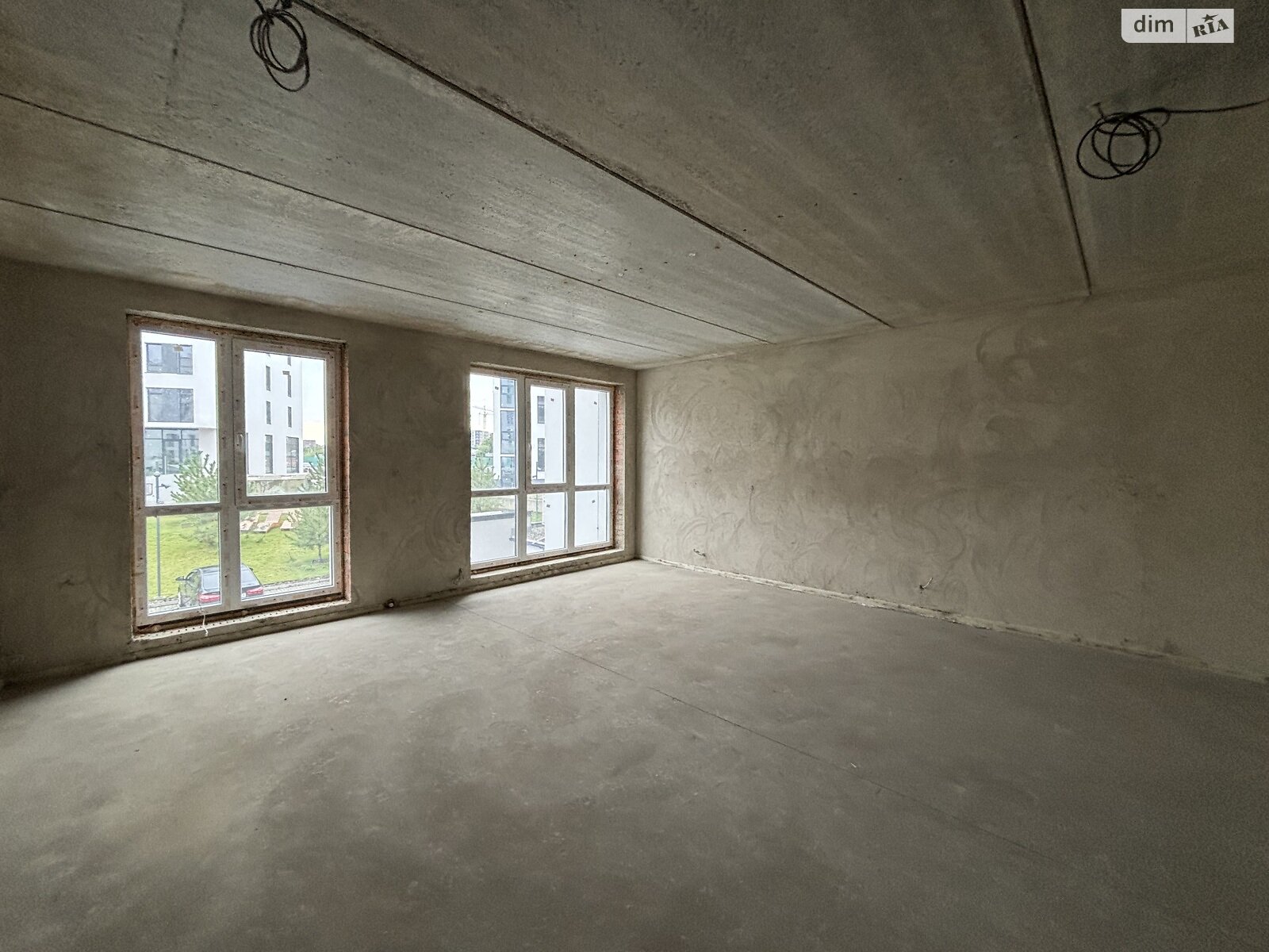 Продаж трикімнатної квартири в Минаї, на вул. Августина Волошина 22, кв. 205, фото 1