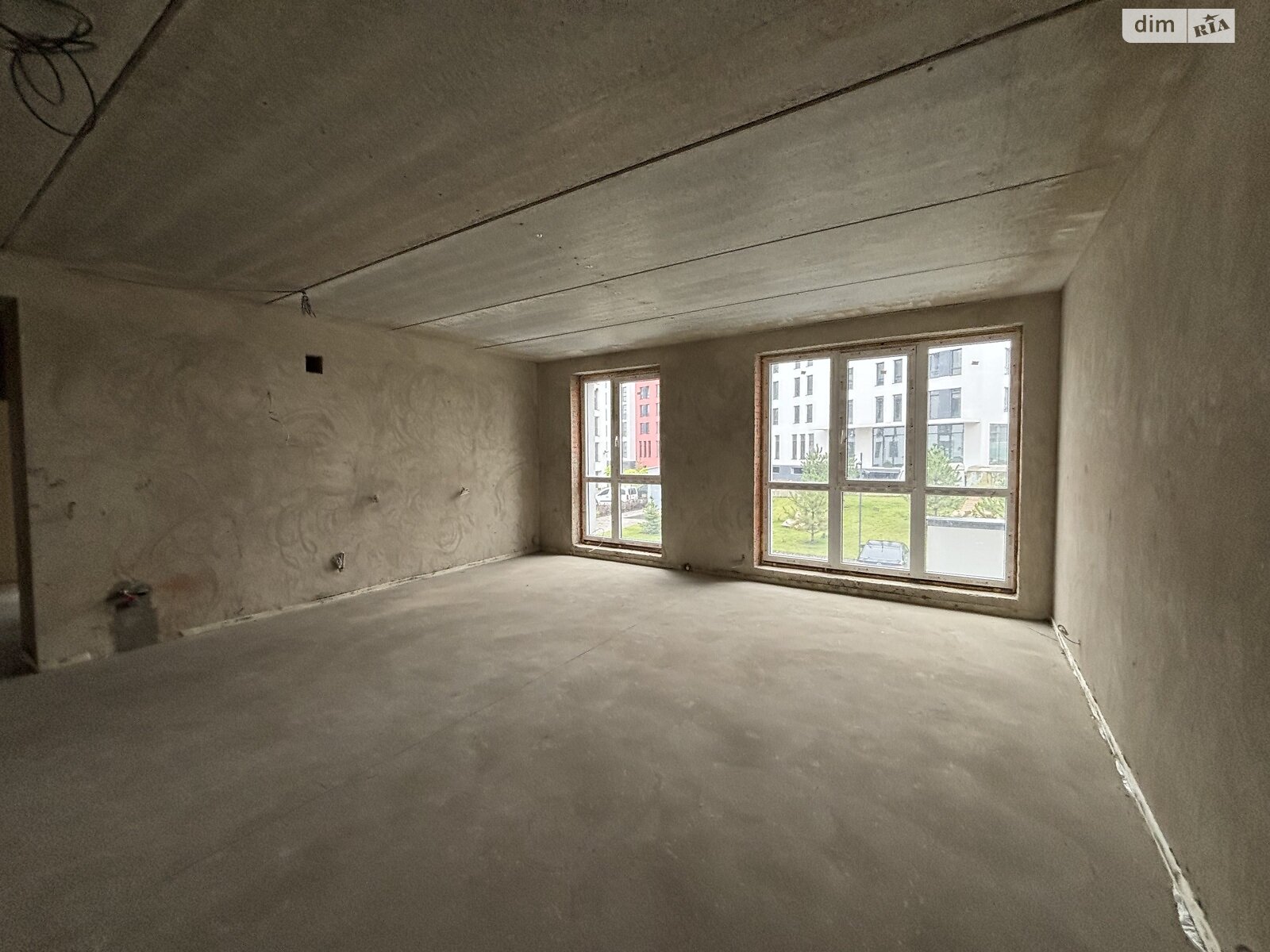 Продаж трикімнатної квартири в Минаї, на вул. Августина Волошина 22, кв. 205, фото 1