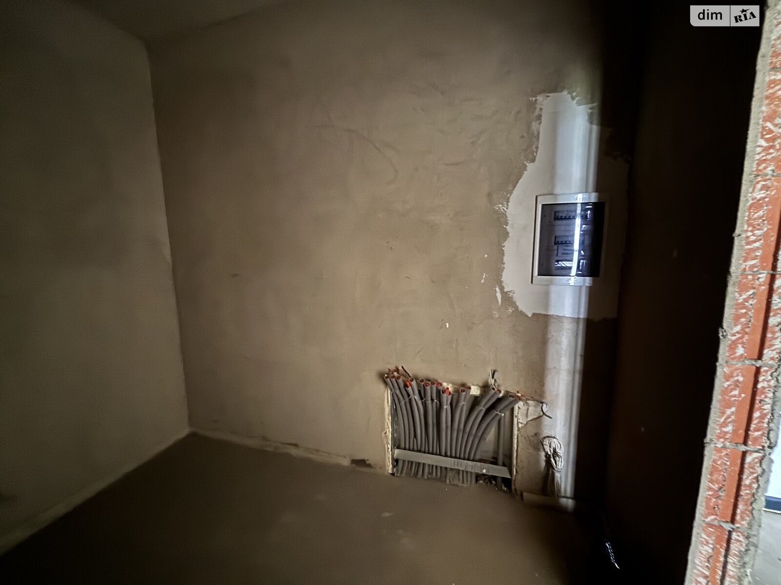 Продаж трикімнатної квартири в Минаї, на вул. Августина Волошина 22, кв. 205, фото 1