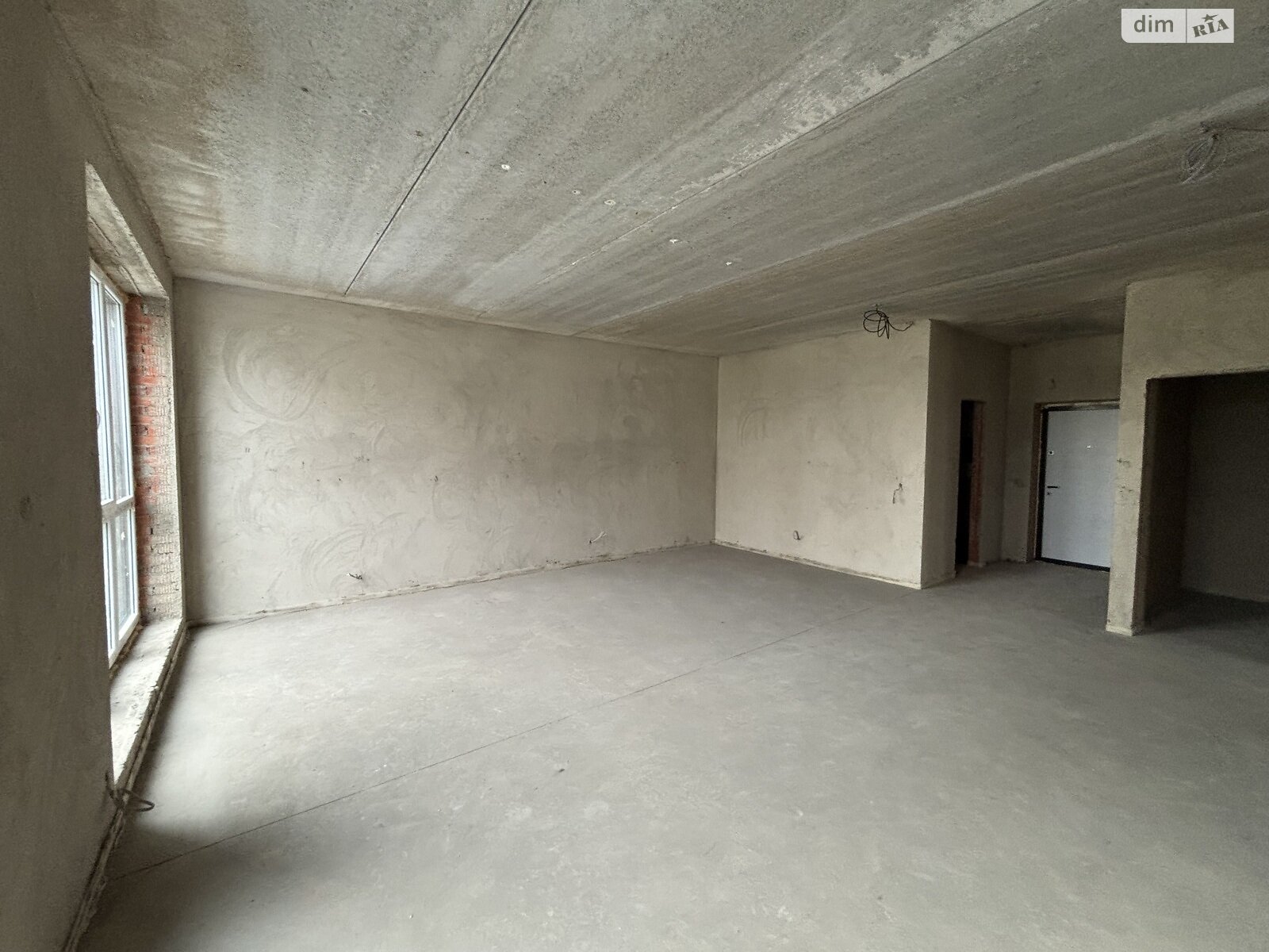 Продаж трикімнатної квартири в Минаї, на вул. Августина Волошина 22, кв. 205, фото 1