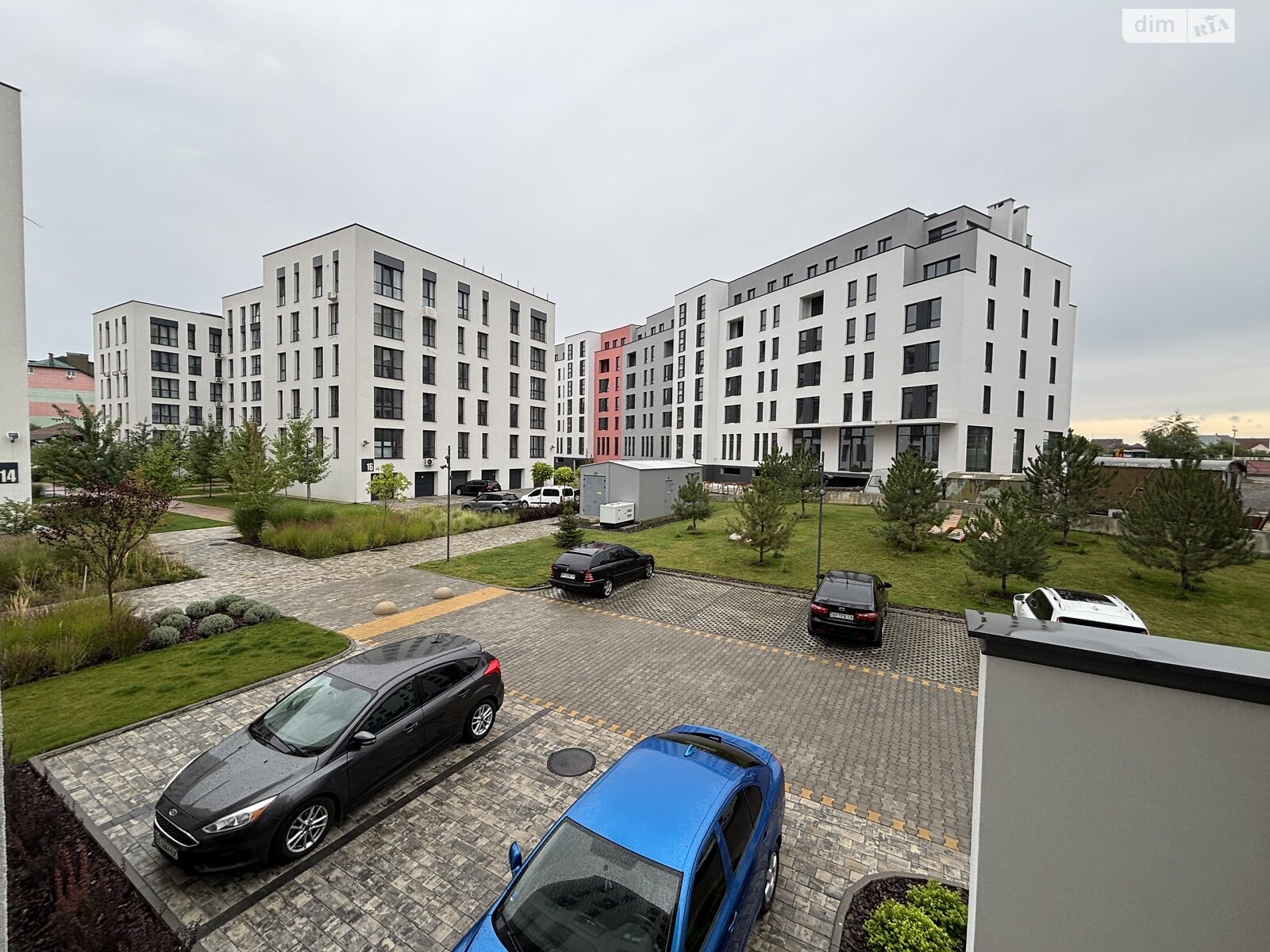 Продаж трикімнатної квартири в Минаї, на вул. Августина Волошина 22, кв. 205, фото 1