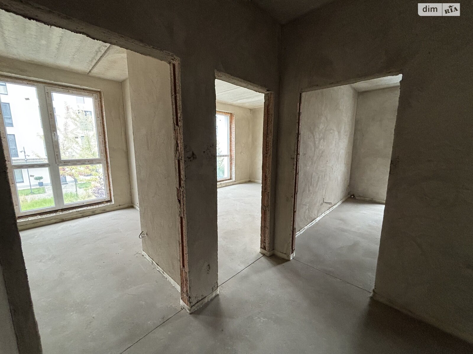 Продаж трикімнатної квартири в Минаї, на вул. Августина Волошина 22, кв. 205, фото 1