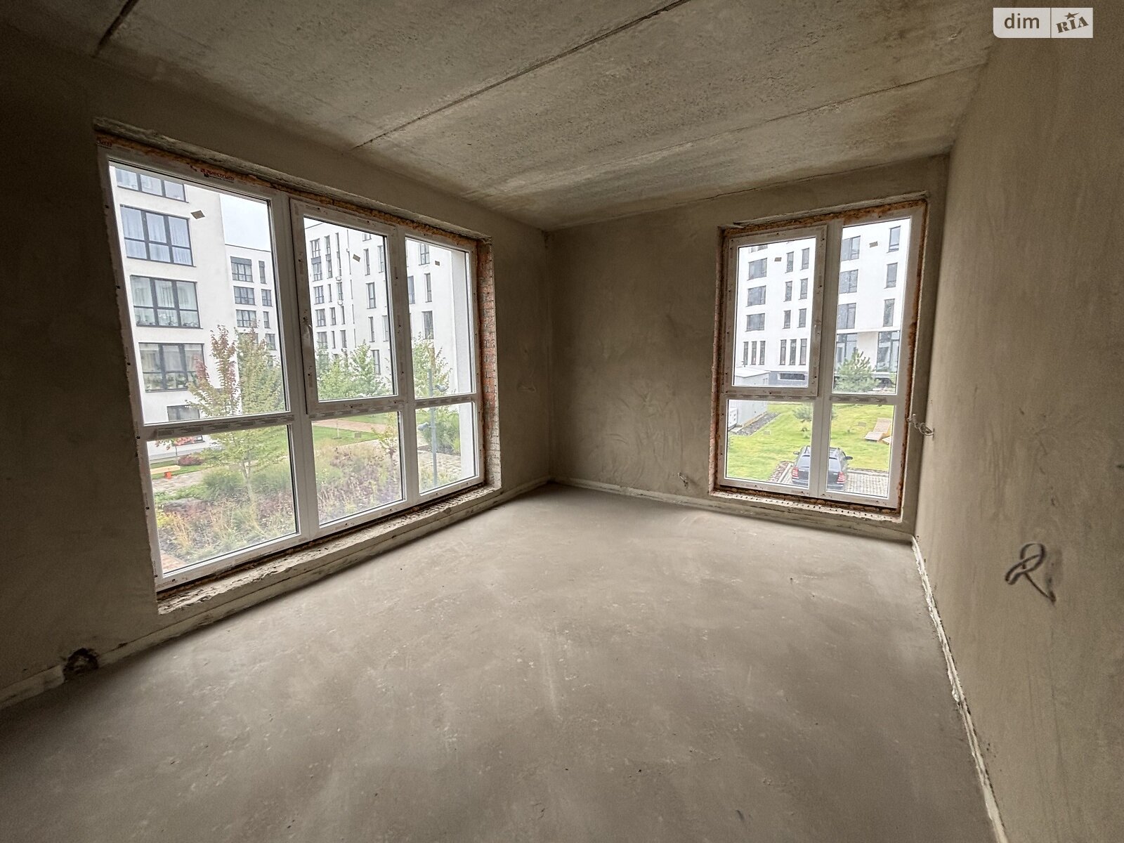 Продаж трикімнатної квартири в Минаї, на вул. Августина Волошина 22, кв. 205, фото 1