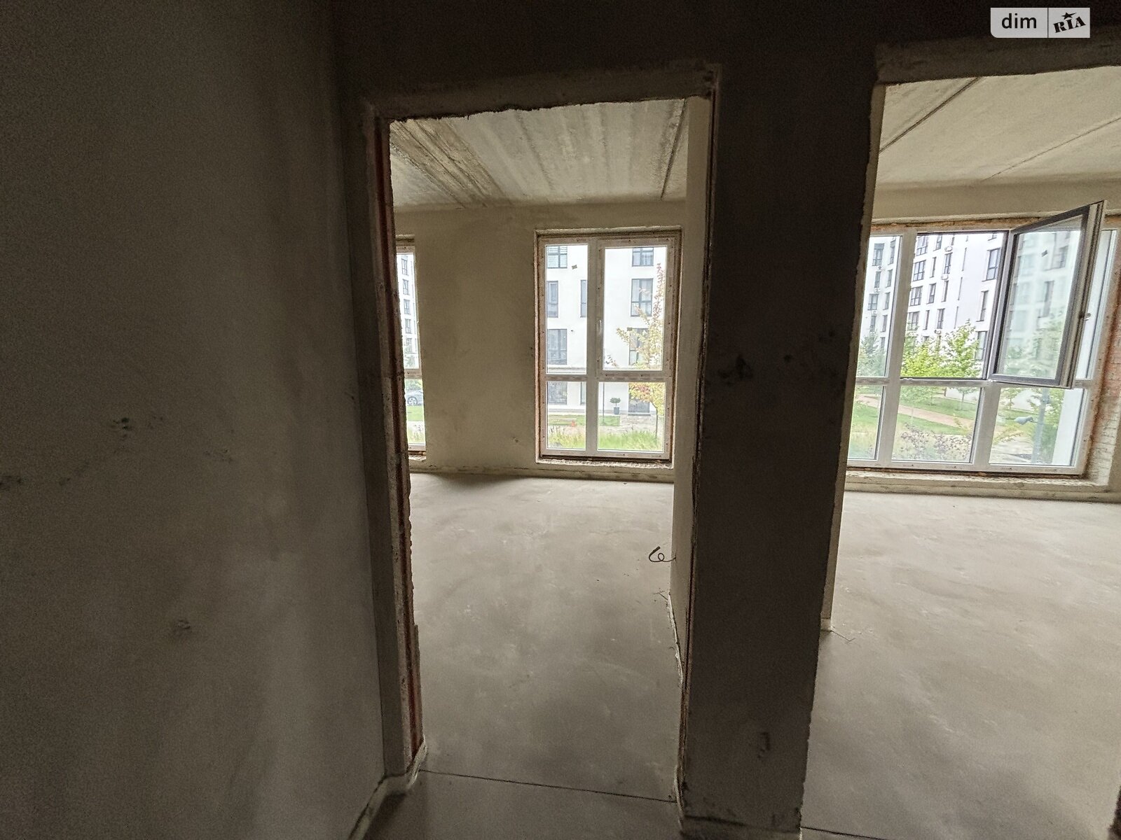 Продаж трикімнатної квартири в Минаї, на вул. Августина Волошина 22, кв. 205, фото 1