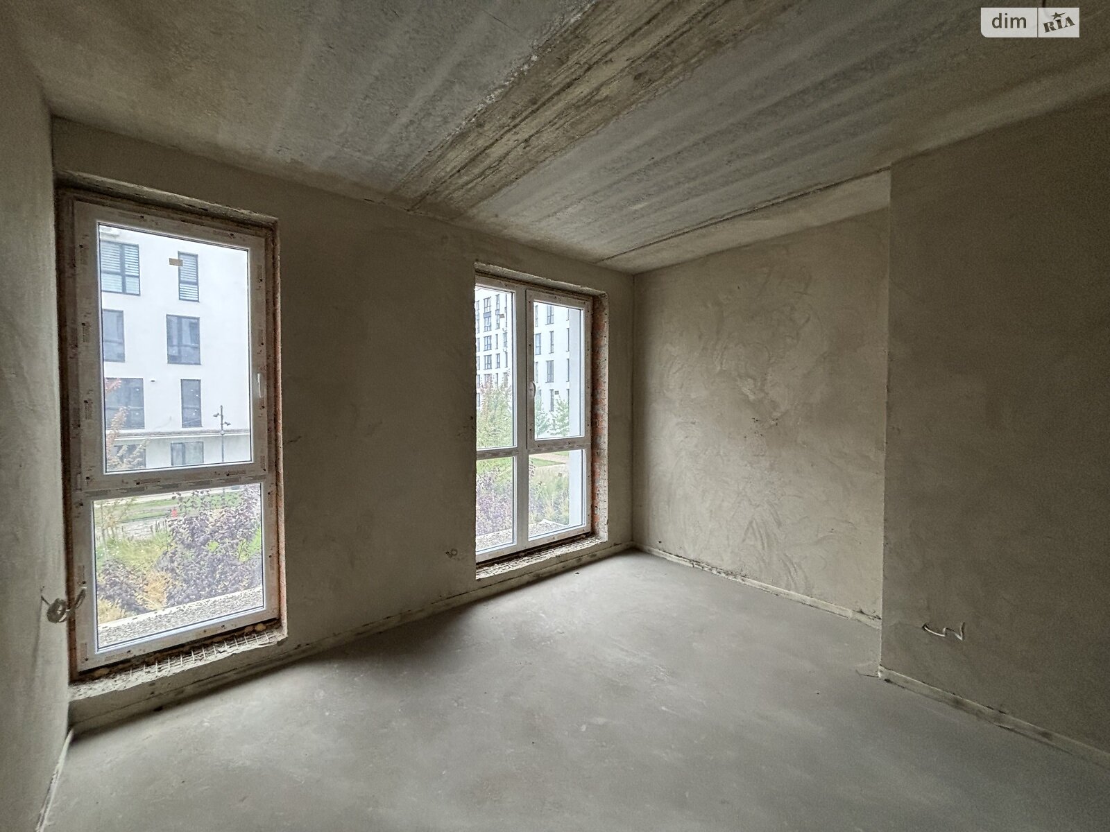 Продаж трикімнатної квартири в Минаї, на вул. Августина Волошина 22, кв. 205, фото 1