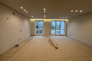 Продаж трикімнатної квартири в Минаї, на вул. Августина Волошина 24, кв. 205, фото 2