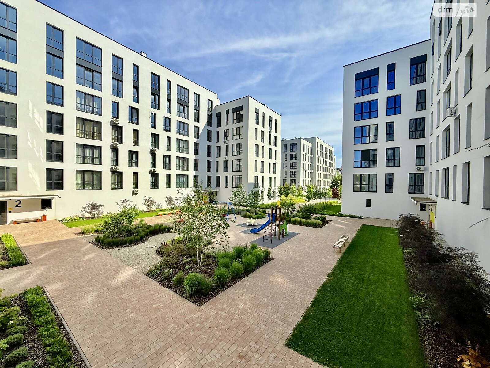 Продаж однокімнатної квартири в Минаї, на вул. Августина Волошина 14, кв. 705, фото 1