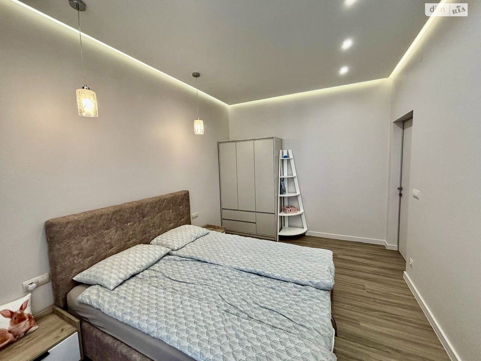 Продаж однокімнатної квартири в Минаї, на вул. Августина Волошина 14, кв. 705, фото 1