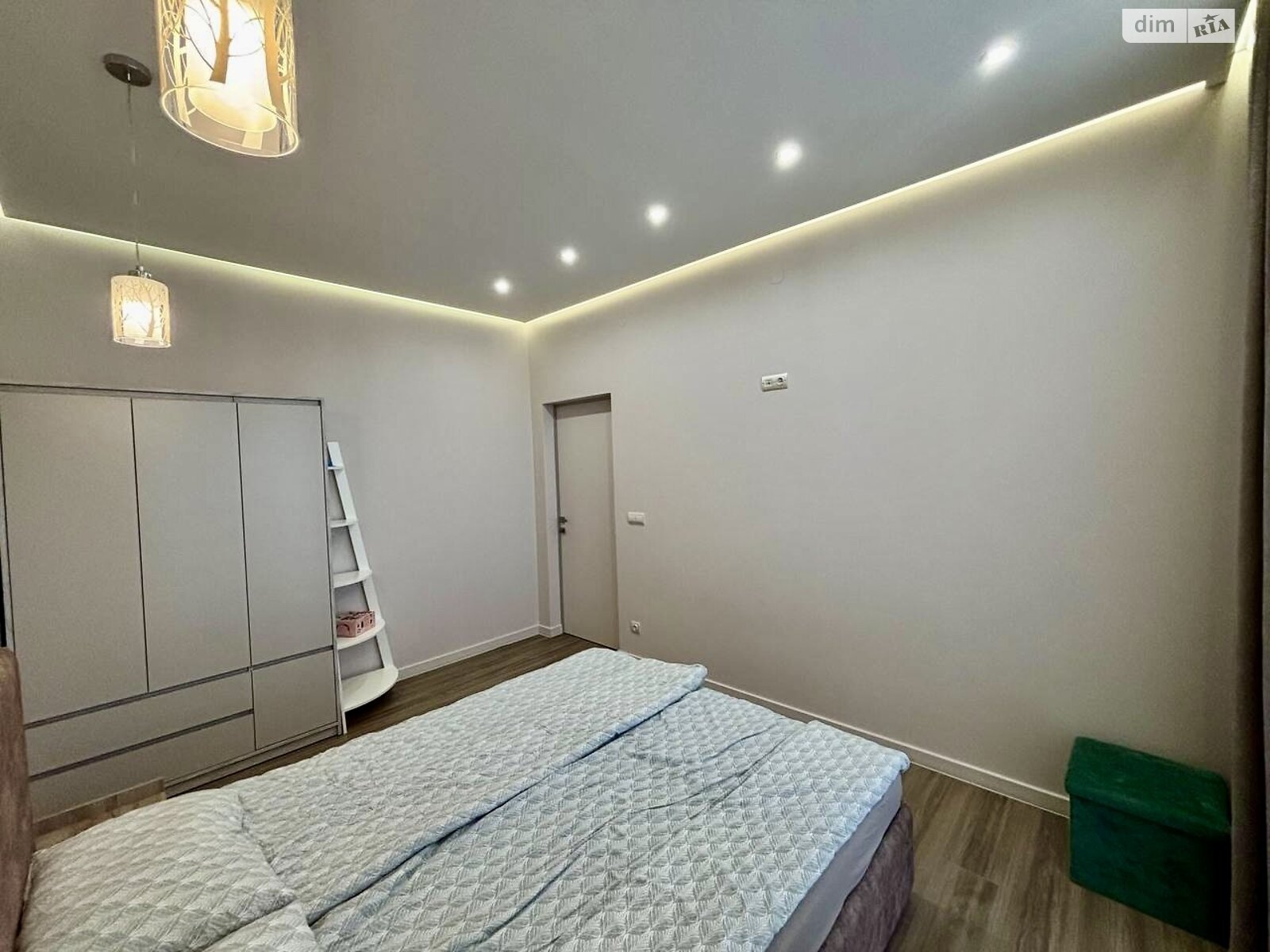 Продаж однокімнатної квартири в Минаї, на вул. Августина Волошина 14, кв. 705, фото 1