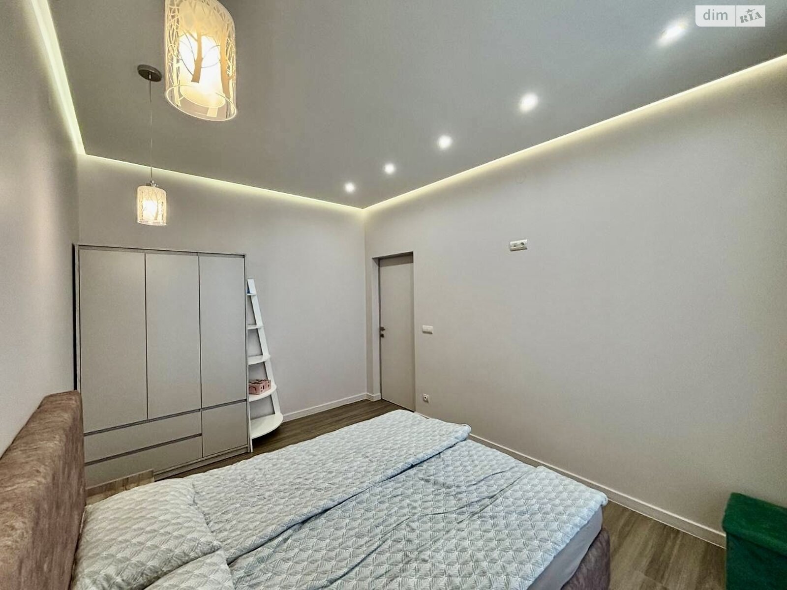 Продаж однокімнатної квартири в Минаї, на вул. Августина Волошина 14, кв. 705, фото 1