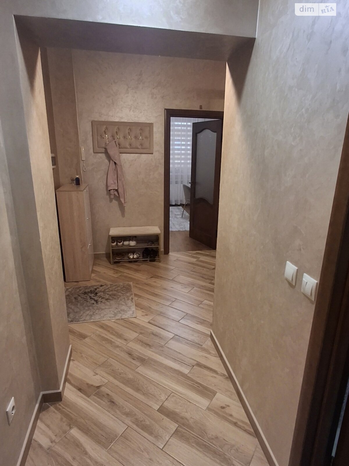 Продаж двокімнатної квартири в Минаї, на вул. Августина Волошина, фото 1