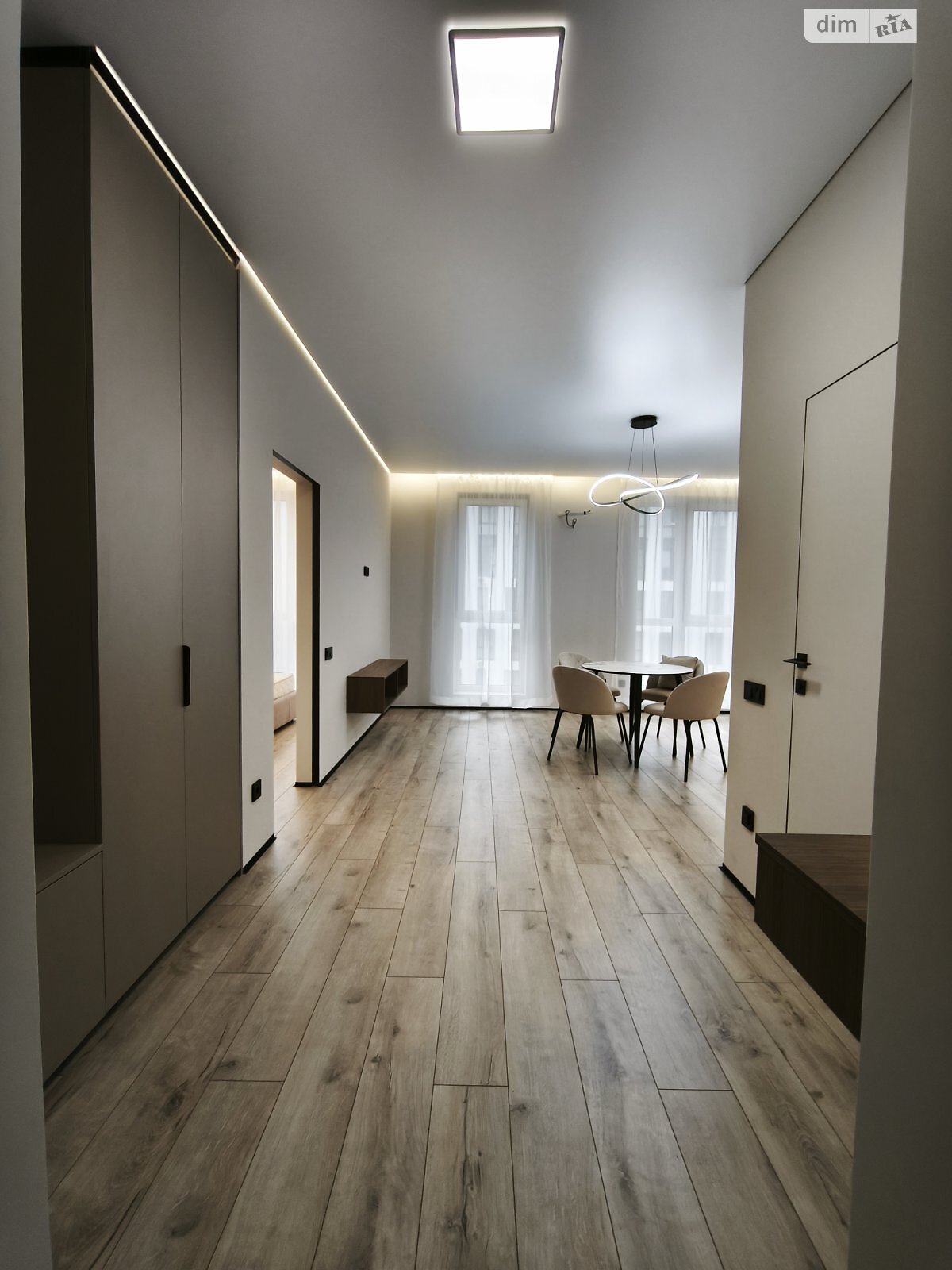 Продаж однокімнатної квартири в Минаї, на вул. Августина Волошина, фото 1