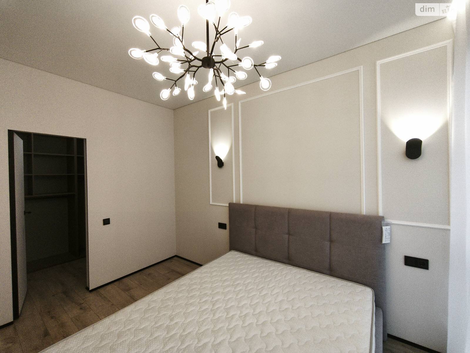 Продаж однокімнатної квартири в Минаї, на вул. Августина Волошина, фото 1