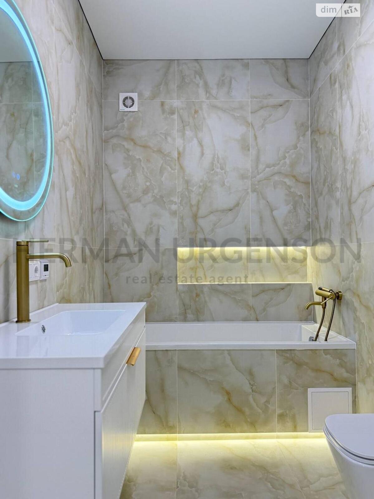 Продаж однокімнатної квартири в Минаї, на вул. Августина Волошина, фото 1