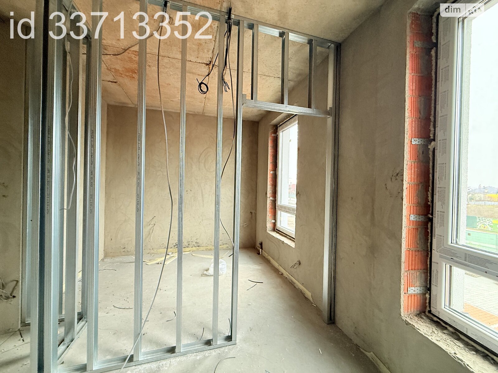 Продажа однокомнатной квартиры в Минае, на ул. Августина Волошина 18, кв. 210, фото 1