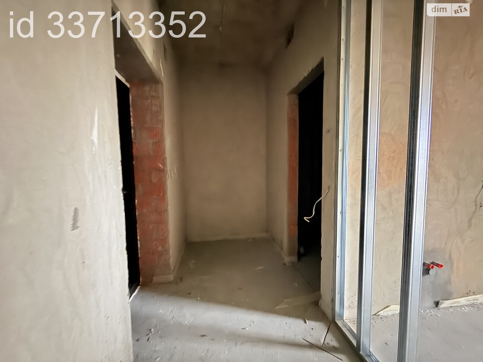 Продажа однокомнатной квартиры в Минае, на ул. Августина Волошина 18, кв. 210, фото 1