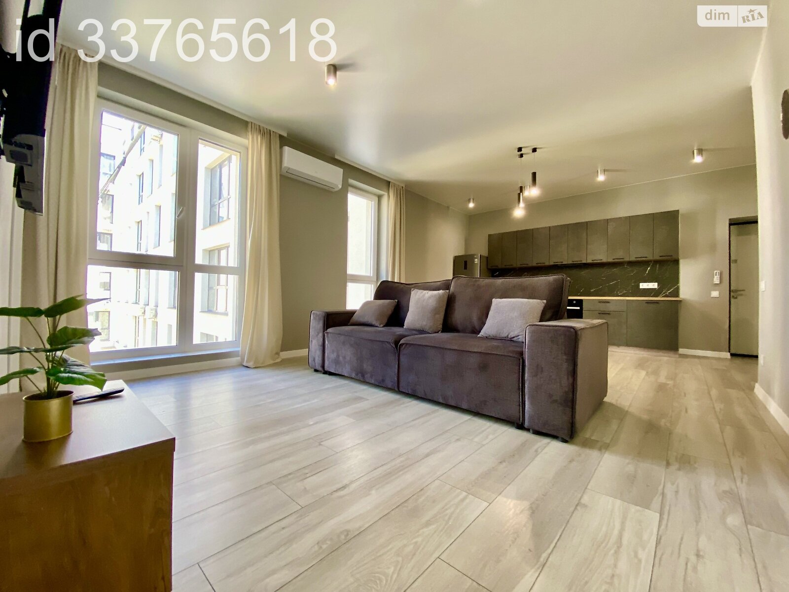 Продажа двухкомнатной квартиры в Минае, на ул. Августина Волошина 14, фото 1