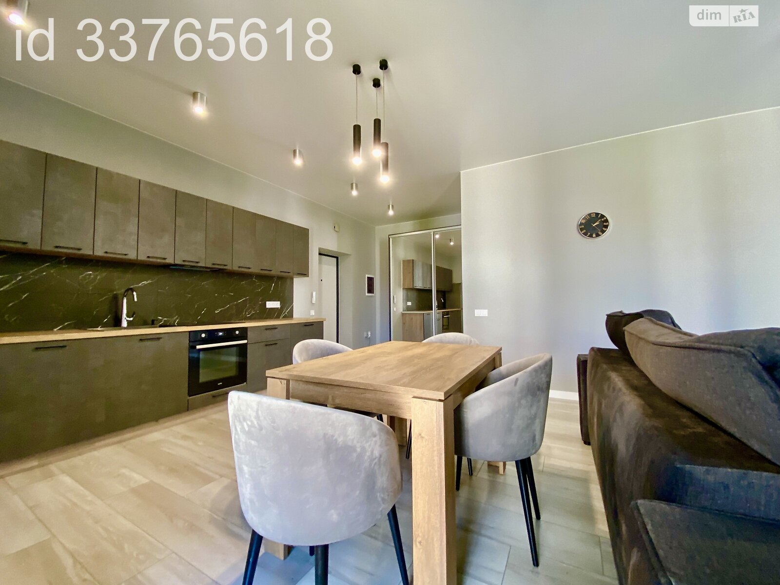 Продажа двухкомнатной квартиры в Минае, на ул. Августина Волошина 14, фото 1