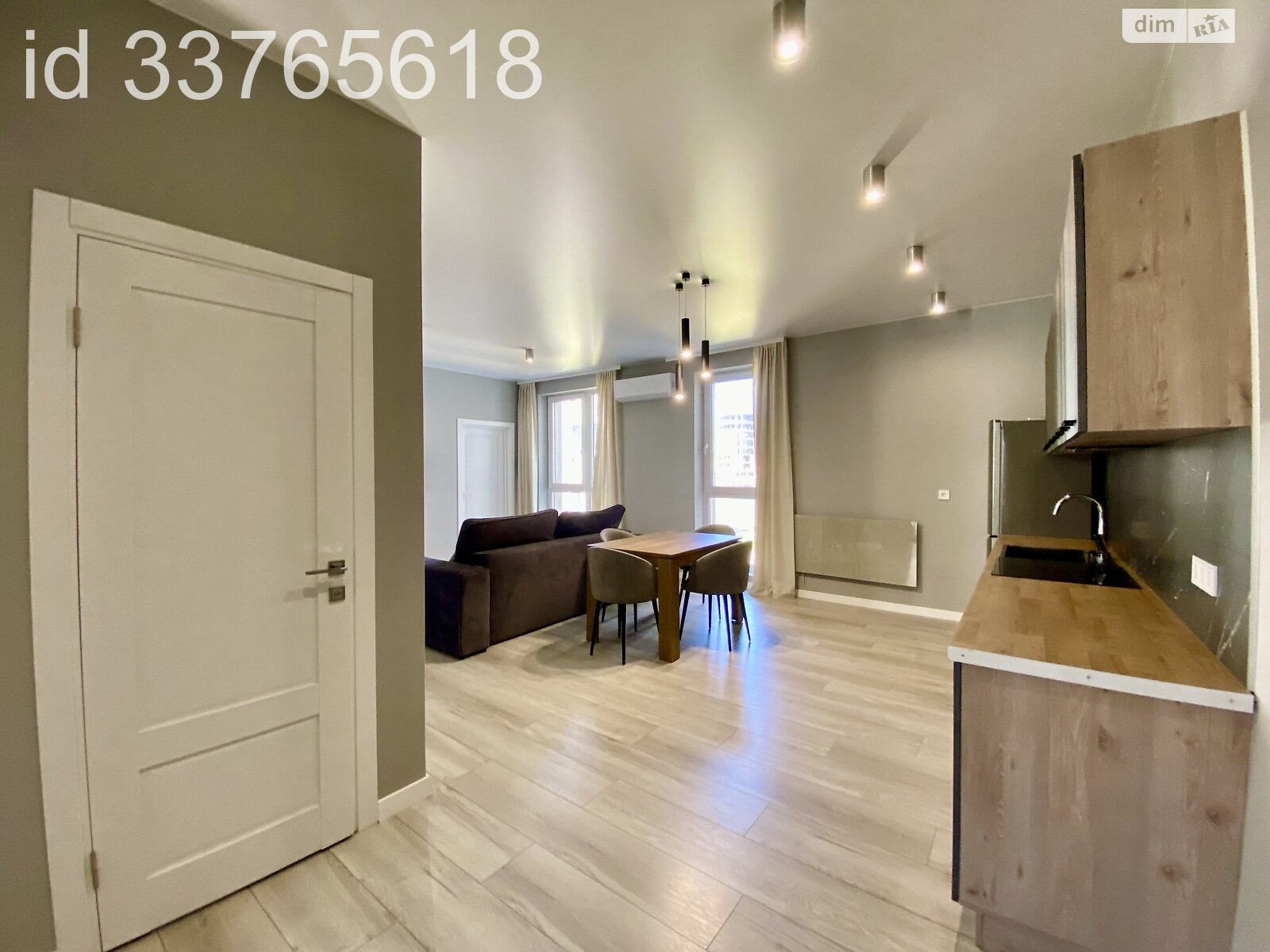 Продажа двухкомнатной квартиры в Минае, на ул. Августина Волошина 14, фото 1