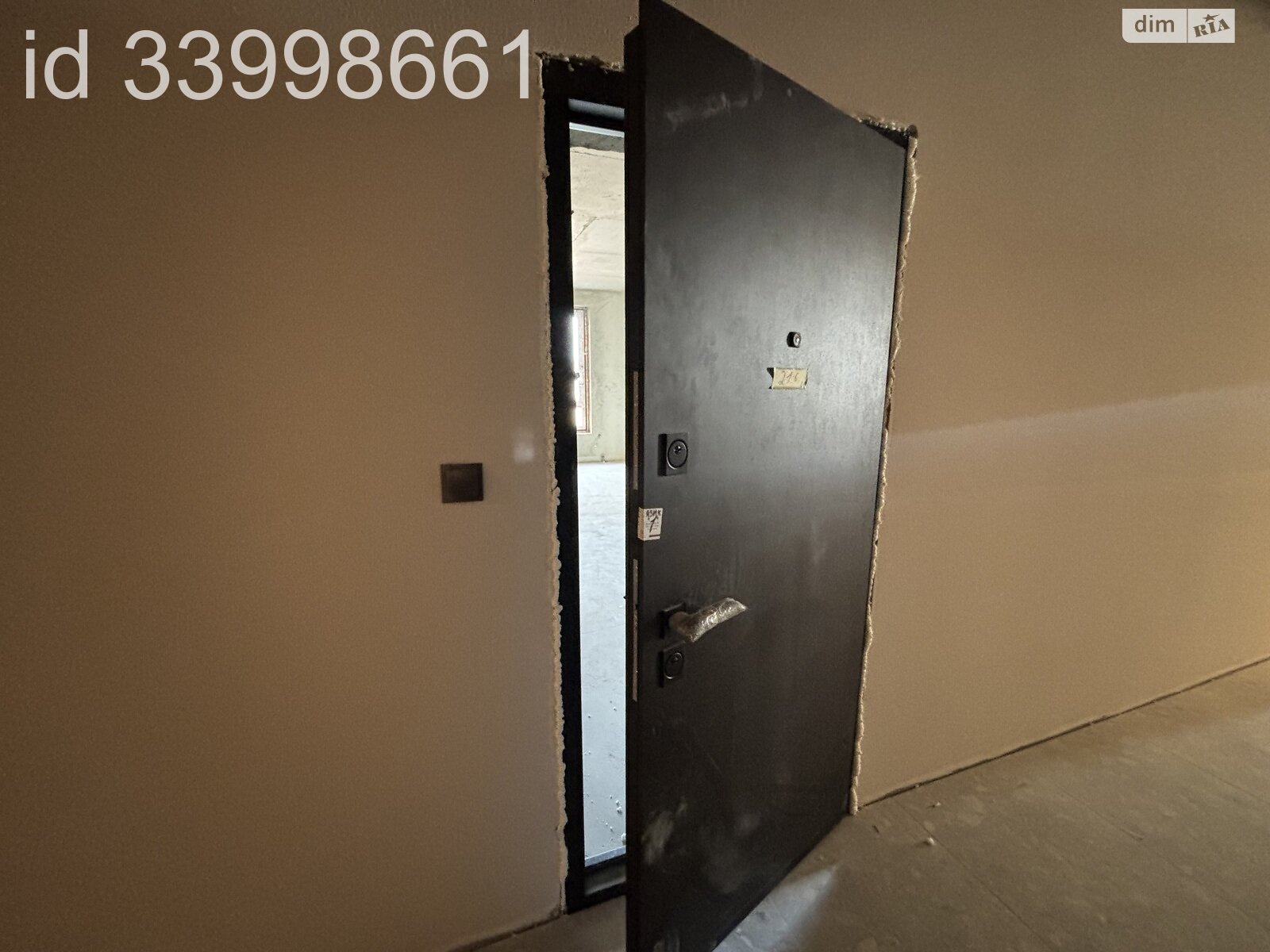 Продажа однокомнатной квартиры в Минае, на ул. Августина Волошина 18, кв. 216, фото 1 Продажа однокомнатной квартиры в Минае, на ул. Августина Волошина 18, кв. 216, фото 1