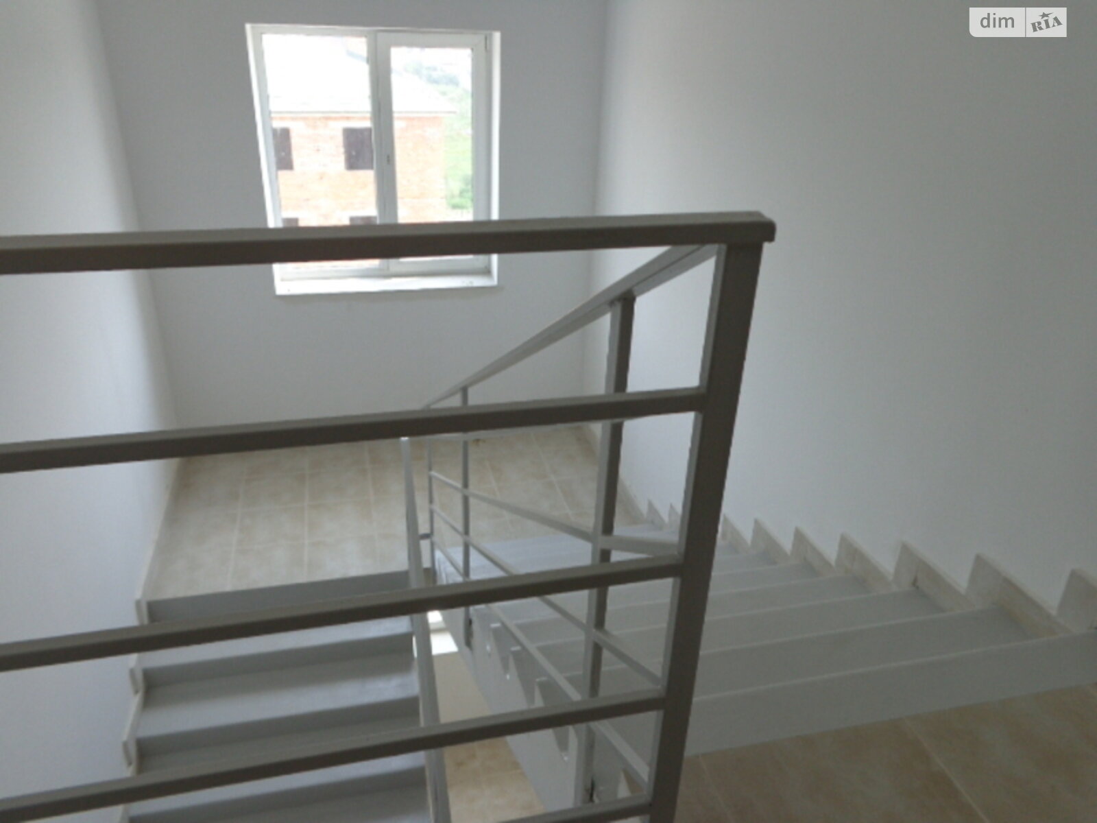 Продажа трехкомнатной квартиры в Минае, на пер. Парковый 8В, фото 1 Продажа трехкомнатной квартиры в Минае, на пер. Парковый 8В, фото 1