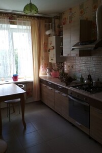 Продаж трикімнатної квартири в Миргороді, на вул. Перемоги 10, район Миргород фото 2