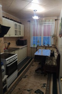 Продаж трикімнатної квартири в Мирнограді, на мкр. Свiтлий, фото 2