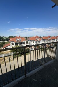 Продаж однокімнатної квартири в Молодіжному, на вул. Новоселів, кв. 33, фото 2