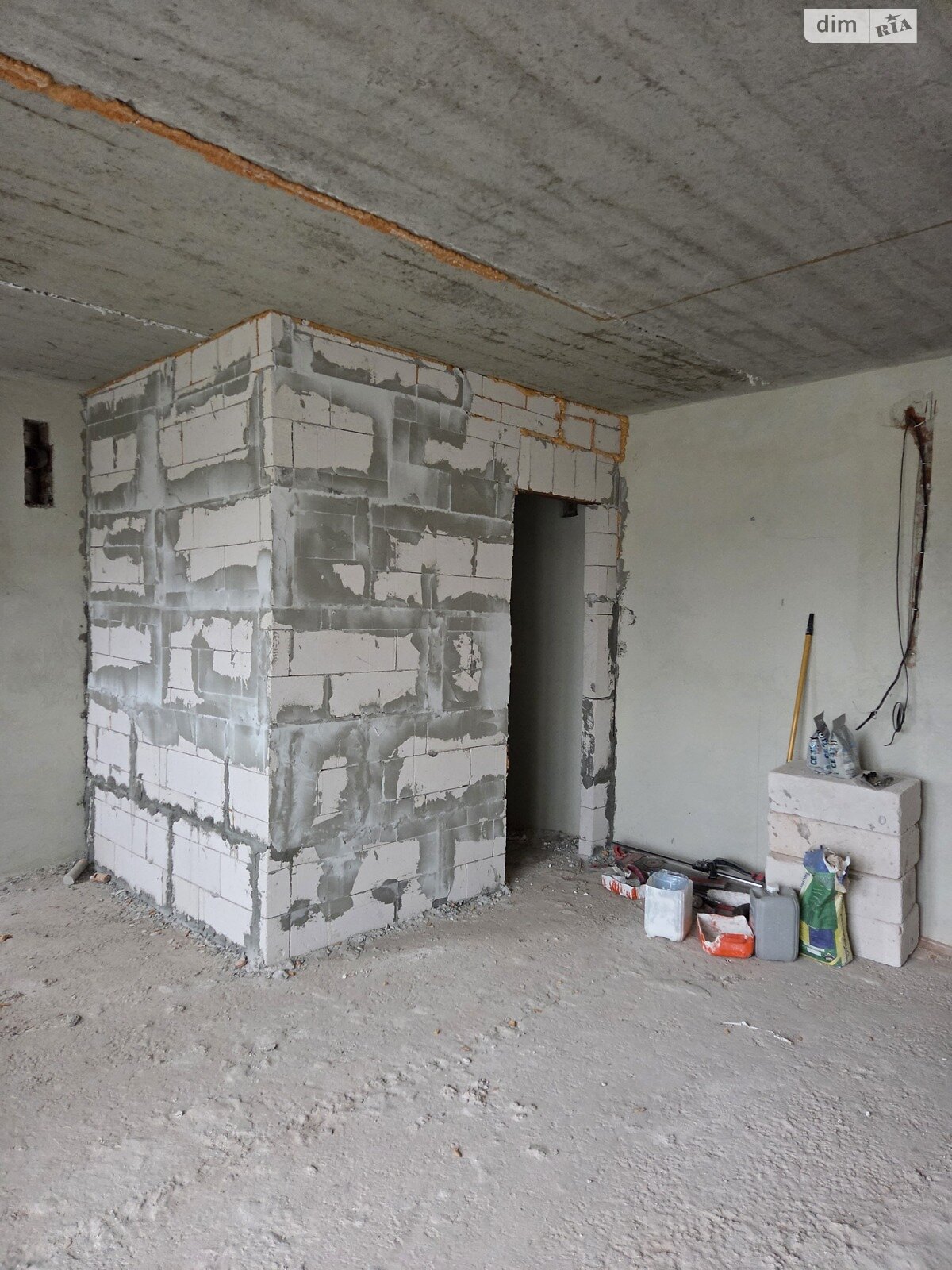 Продаж однокімнатної квартири в Мостиськах, на вул. Ярослава Мудрого 62А, кв. 4, фото 1