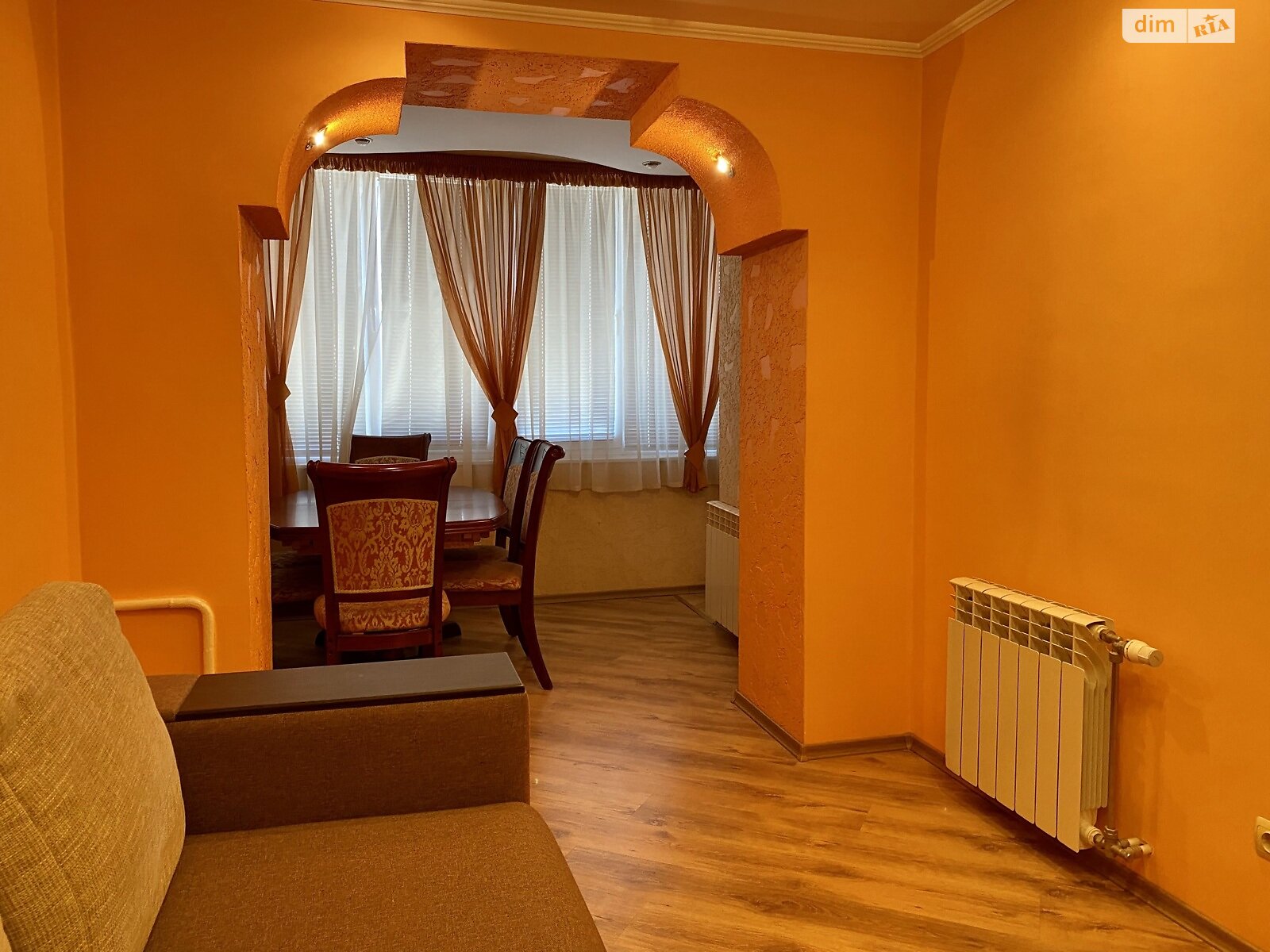 Продажа двухкомнатной квартиры в Мукачеве, на ул. Василия Стуса 8, фото 1