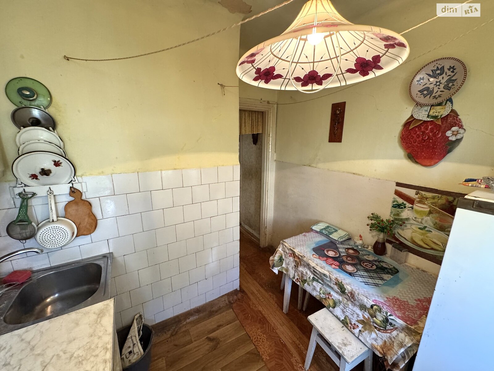 Продаж трикімнатної квартири в Мукачеві, на вул. Окружна, район Черемшина фото 1 Продаж трикімнатної квартири в Мукачеві, на вул. Окружна, район Черемшина фото 1