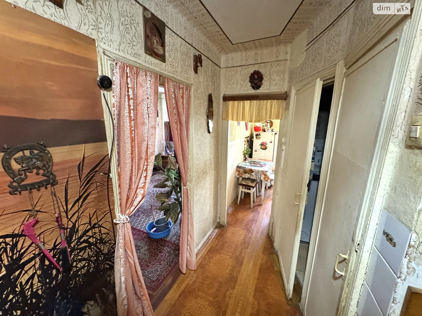 Продаж трикімнатної квартири в Мукачеві, на вул. Окружна, район Черемшина фото 1 Продаж трикімнатної квартири в Мукачеві, на вул. Окружна, район Черемшина фото 1