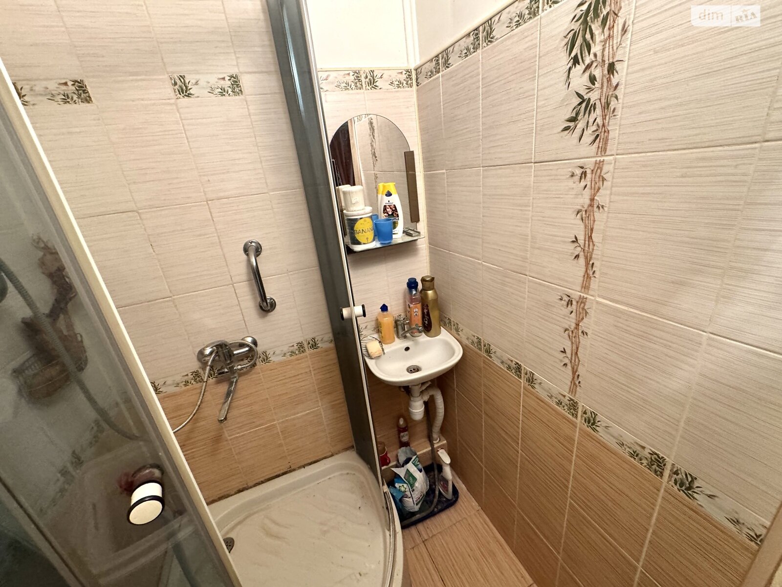 Продаж трикімнатної квартири в Мукачеві, на вул. Окружна, район Черемшина фото 1 Продаж трикімнатної квартири в Мукачеві, на вул. Окружна, район Черемшина фото 1