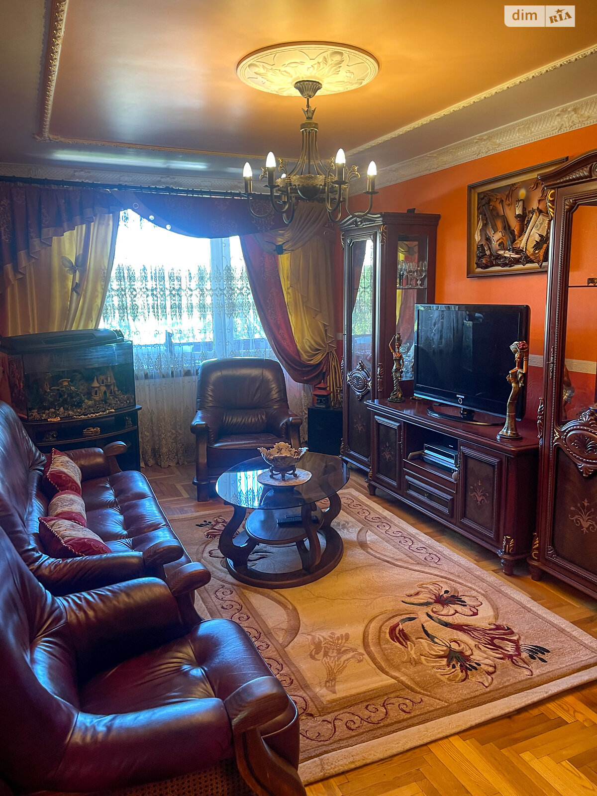 Продажа трехкомнатной квартиры в Мукачеве, на ул. Даниила Апостола 5А, фото 1 Продажа трехкомнатной квартиры в Мукачеве, на ул. Даниила Апостола 5А, фото 1