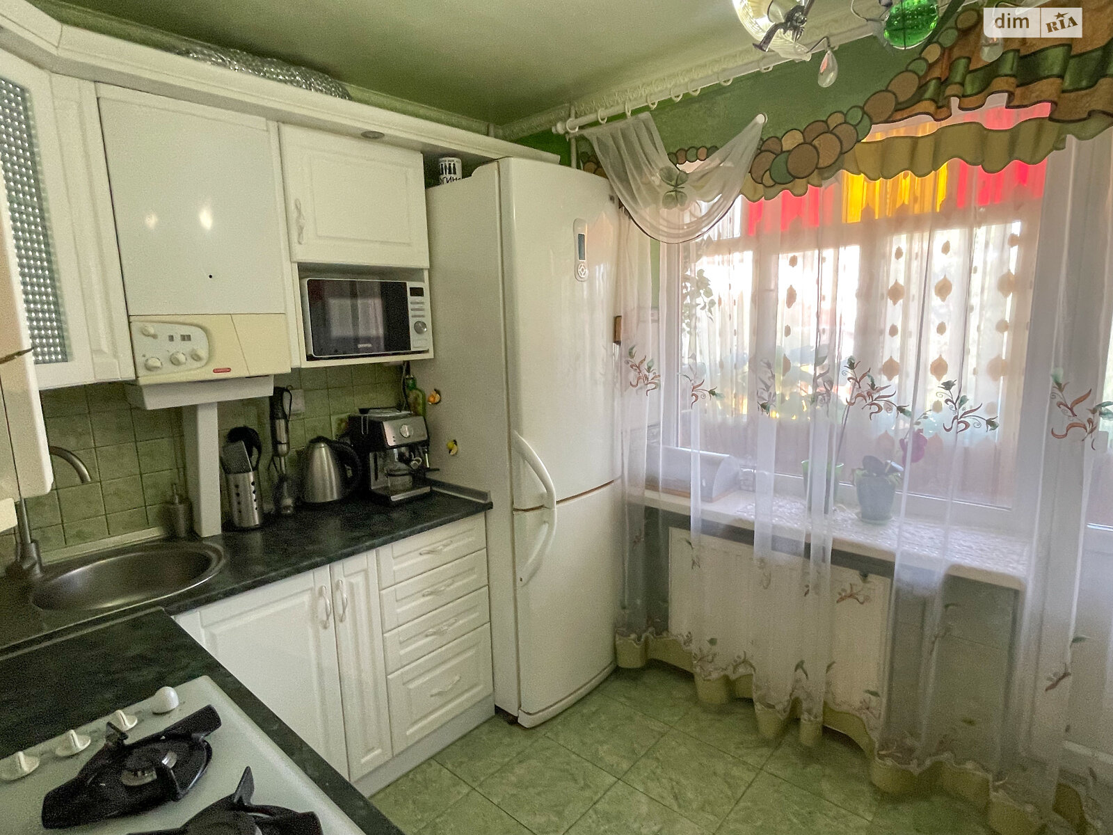 Продажа трехкомнатной квартиры в Мукачеве, на ул. Даниила Апостола 5А, фото 1 Продажа трехкомнатной квартиры в Мукачеве, на ул. Даниила Апостола 5А, фото 1