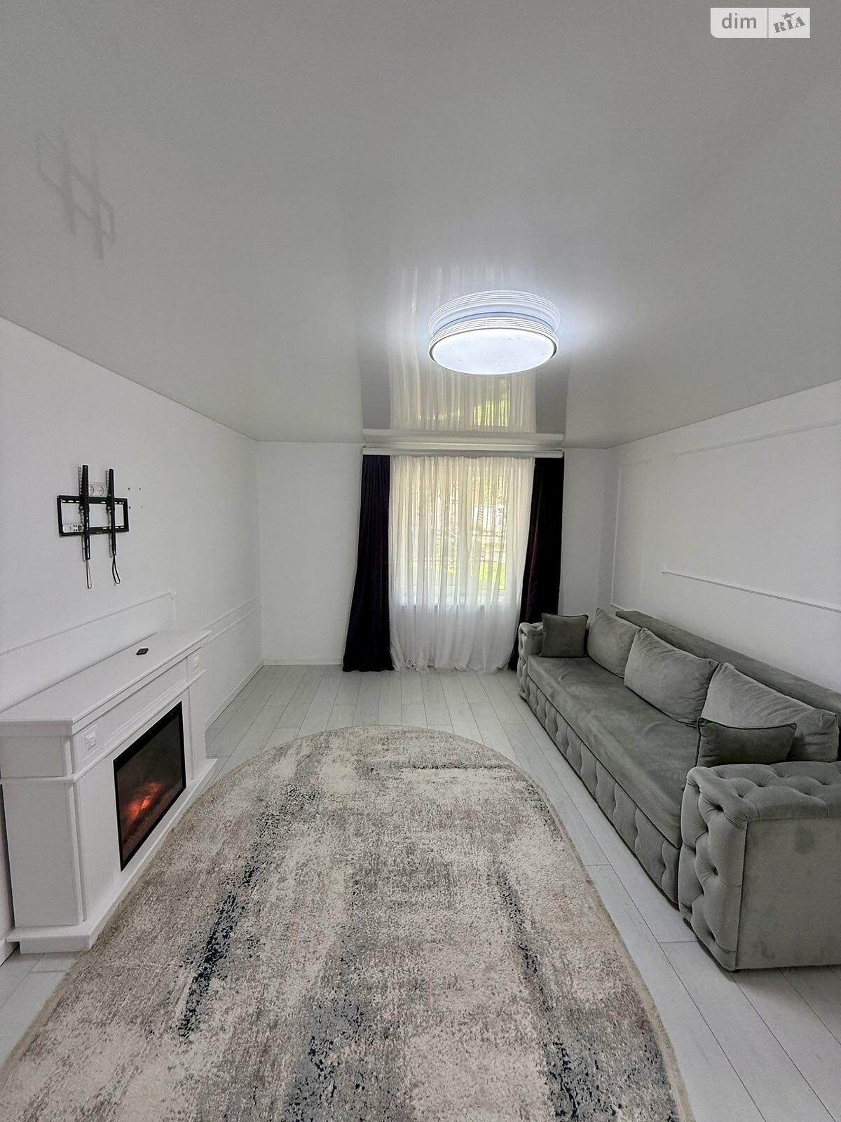 Продаж трикімнатної квартири в Мукачеві, на вул. Кооперативна 36, фото 1 Продаж трикімнатної квартири в Мукачеві, на вул. Кооперативна 36, фото 1