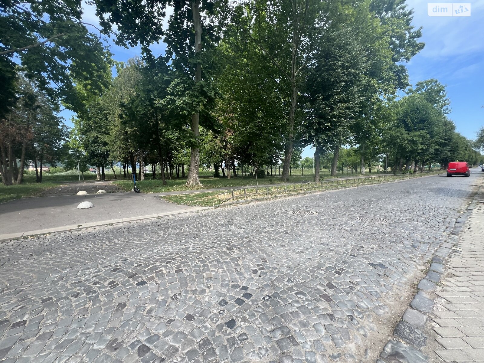 Продаж двокімнатної квартири в Мукачеві, на вул. Набережна, фото 1 Продаж двокімнатної квартири в Мукачеві, на вул. Набережна, фото 1