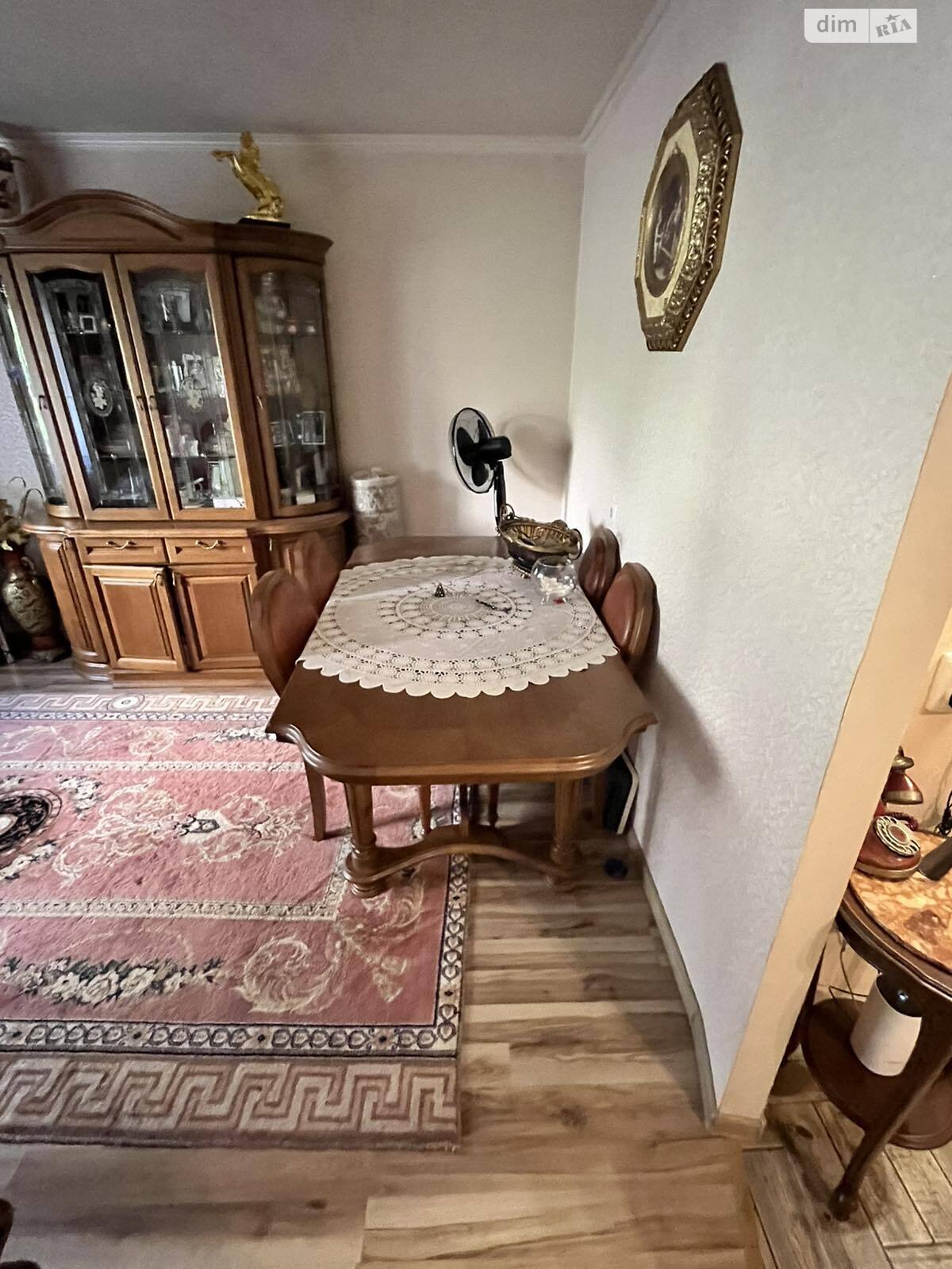 Продаж трикімнатної квартири в Мукачеві, на вул. Данила Галицького, район Росвигово фото 1 Продаж трикімнатної квартири в Мукачеві, на вул. Данила Галицького, район Росвигово фото 1