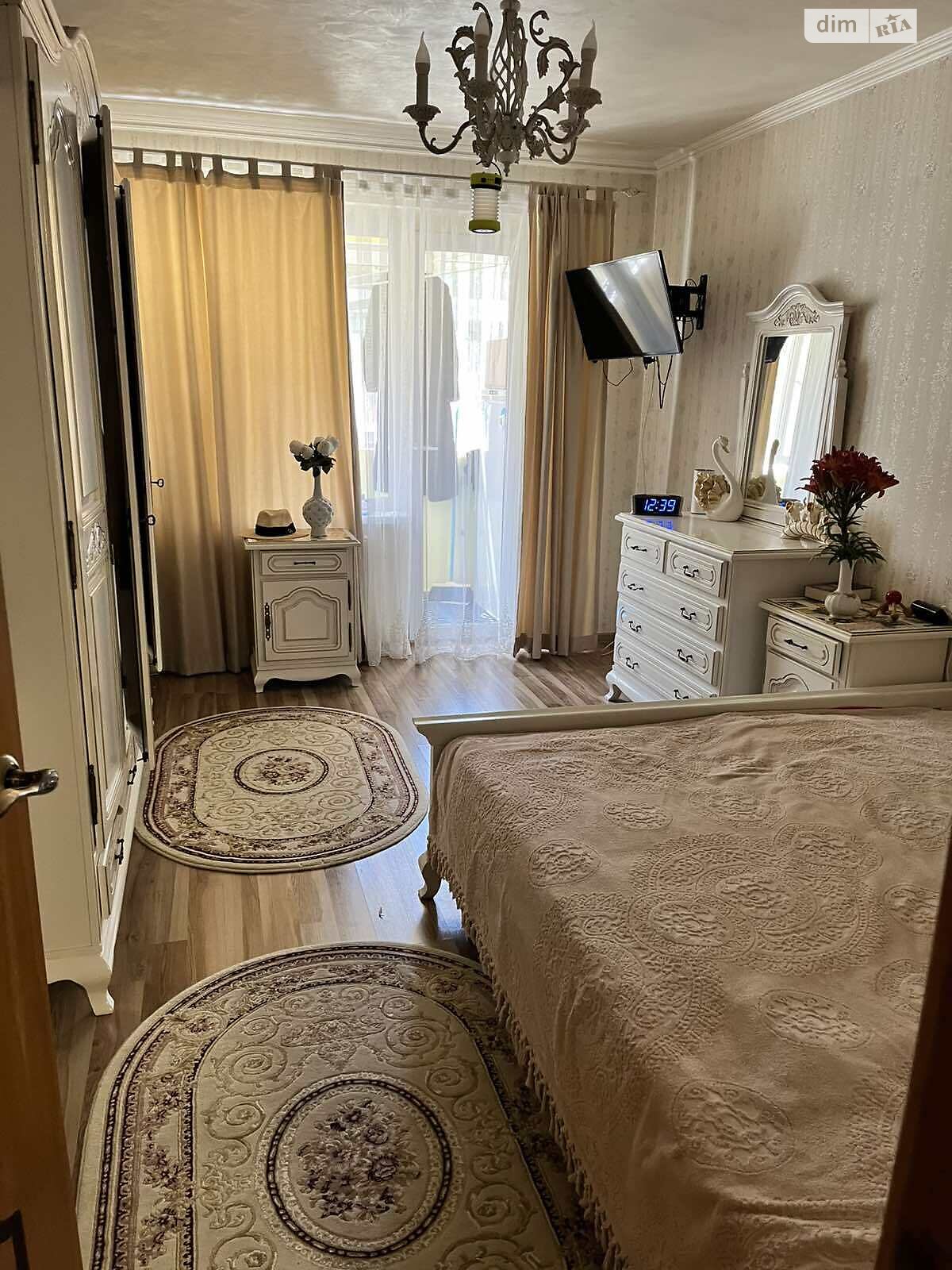 Продаж трикімнатної квартири в Мукачеві, на вул. Данила Галицького, район Росвигово фото 1 Продаж трикімнатної квартири в Мукачеві, на вул. Данила Галицького, район Росвигово фото 1