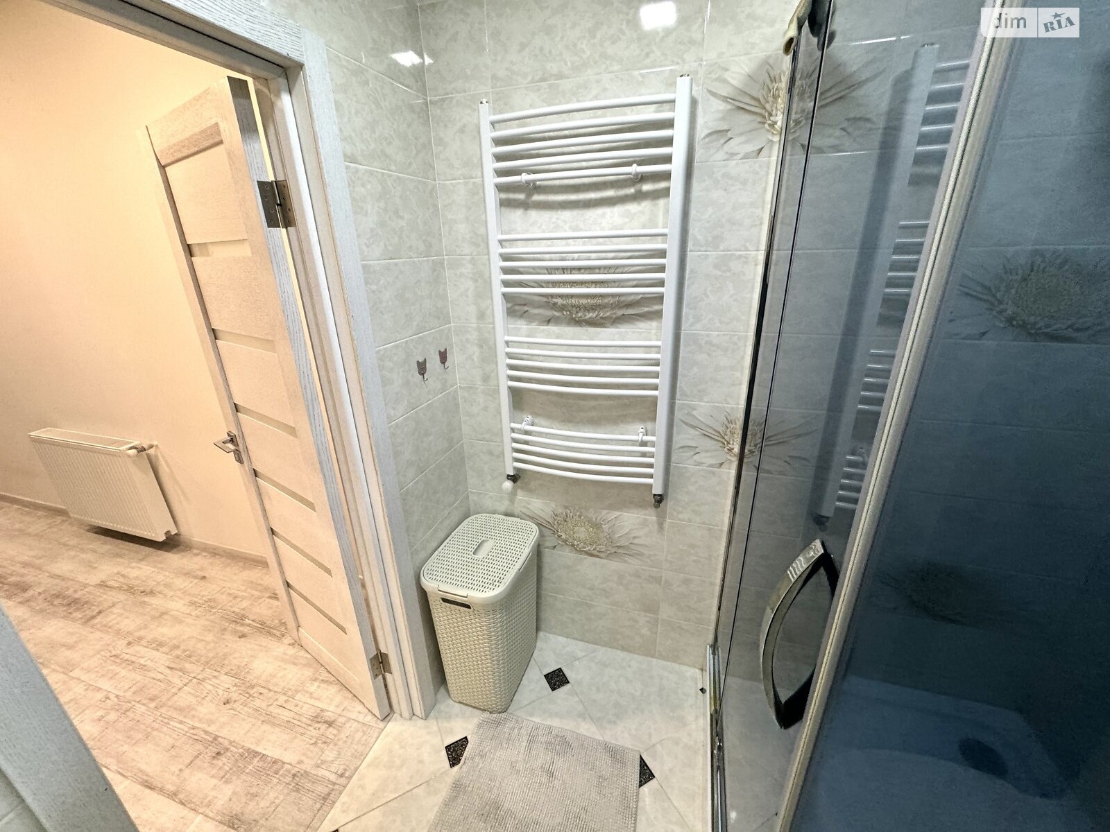 Продажа трехкомнатной квартиры в Мукачеве, на ул. Дмитрия Яворницкого 3, район Росвигово фото 1 Продажа трехкомнатной квартиры в Мукачеве, на ул. Дмитрия Яворницкого 3, район Росвигово фото 1