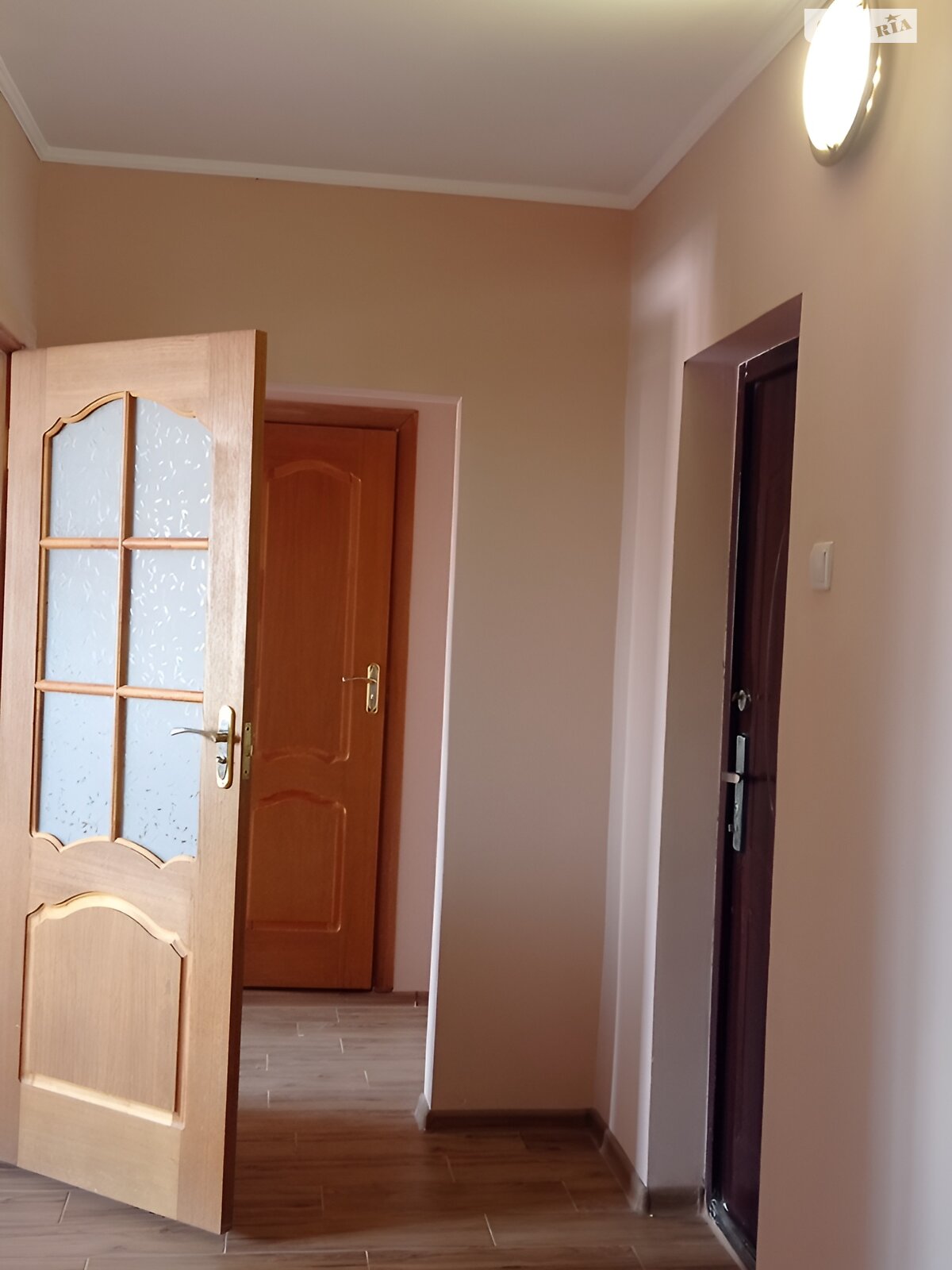 Продаж двокімнатної квартири в Мукачеві, на вул. Митрополита Володимира, район Росвигово фото 1 Продаж двокімнатної квартири в Мукачеві, на вул. Митрополита Володимира, район Росвигово фото 1