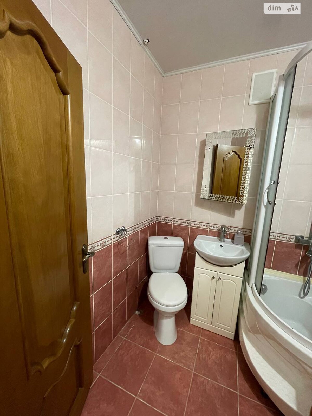 Продажа двухкомнатной квартиры в Мукачеве, на ул. Варшавская 39В, кв. 23, район Росвигово фото 1 Продажа двухкомнатной квартиры в Мукачеве, на ул. Варшавская 39В, кв. 23, район Росвигово фото 1