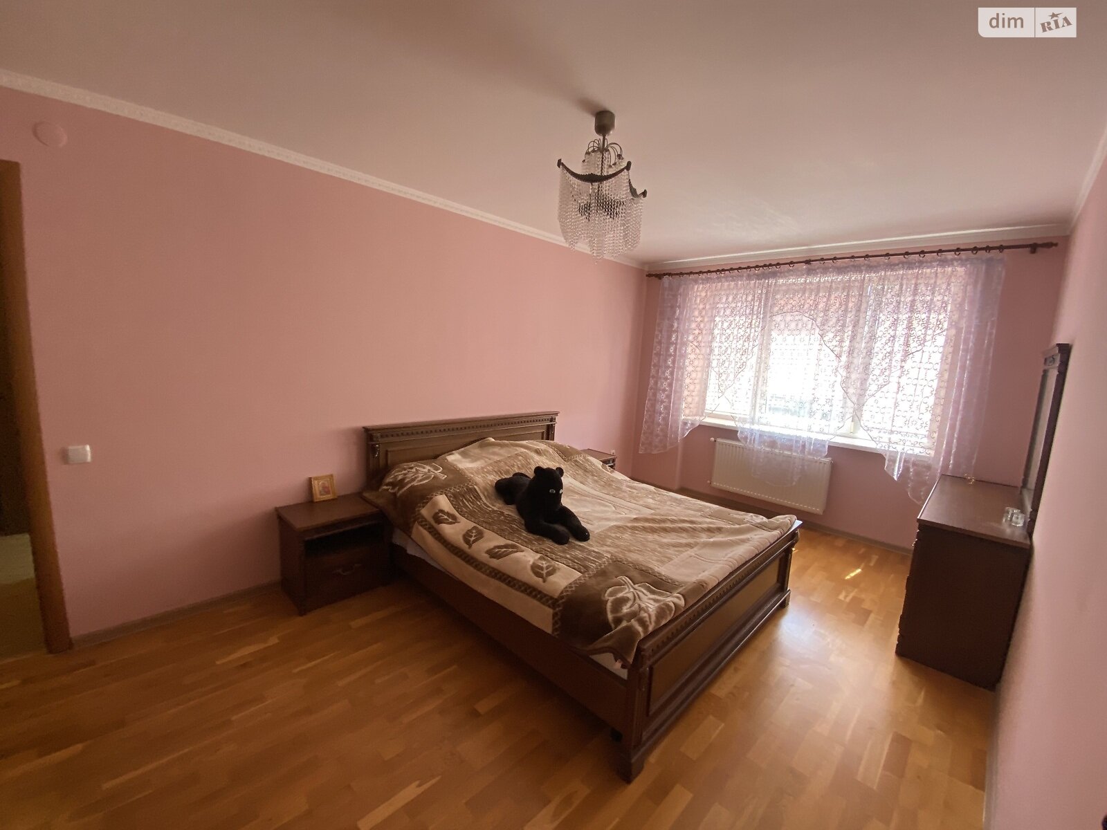 Продаж трикімнатної квартири в Мукачеві, на бул. Юрія Гойди 1, район Росвигово фото 1 Продаж трикімнатної квартири в Мукачеві, на бул. Юрія Гойди 1, район Росвигово фото 1