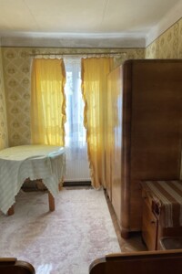 Продажа трехкомнатной квартиры в Мукачеве, на ул. Петра Чайковского, район Центр фото 2