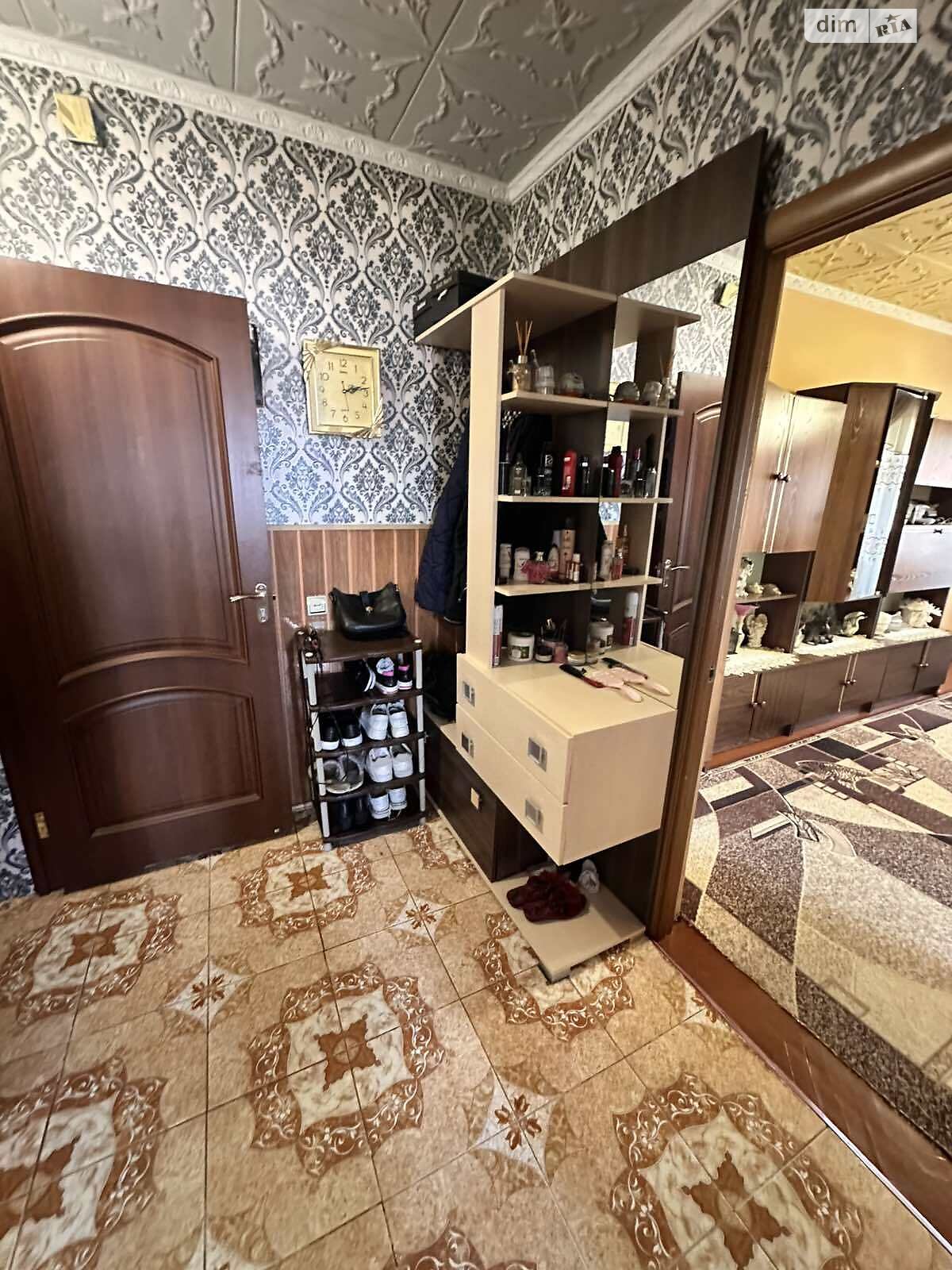 Продаж трикімнатної квартири в Мукачеві, на центр, район Центр фото 1 Продаж трикімнатної квартири в Мукачеві, на центр, район Центр фото 1